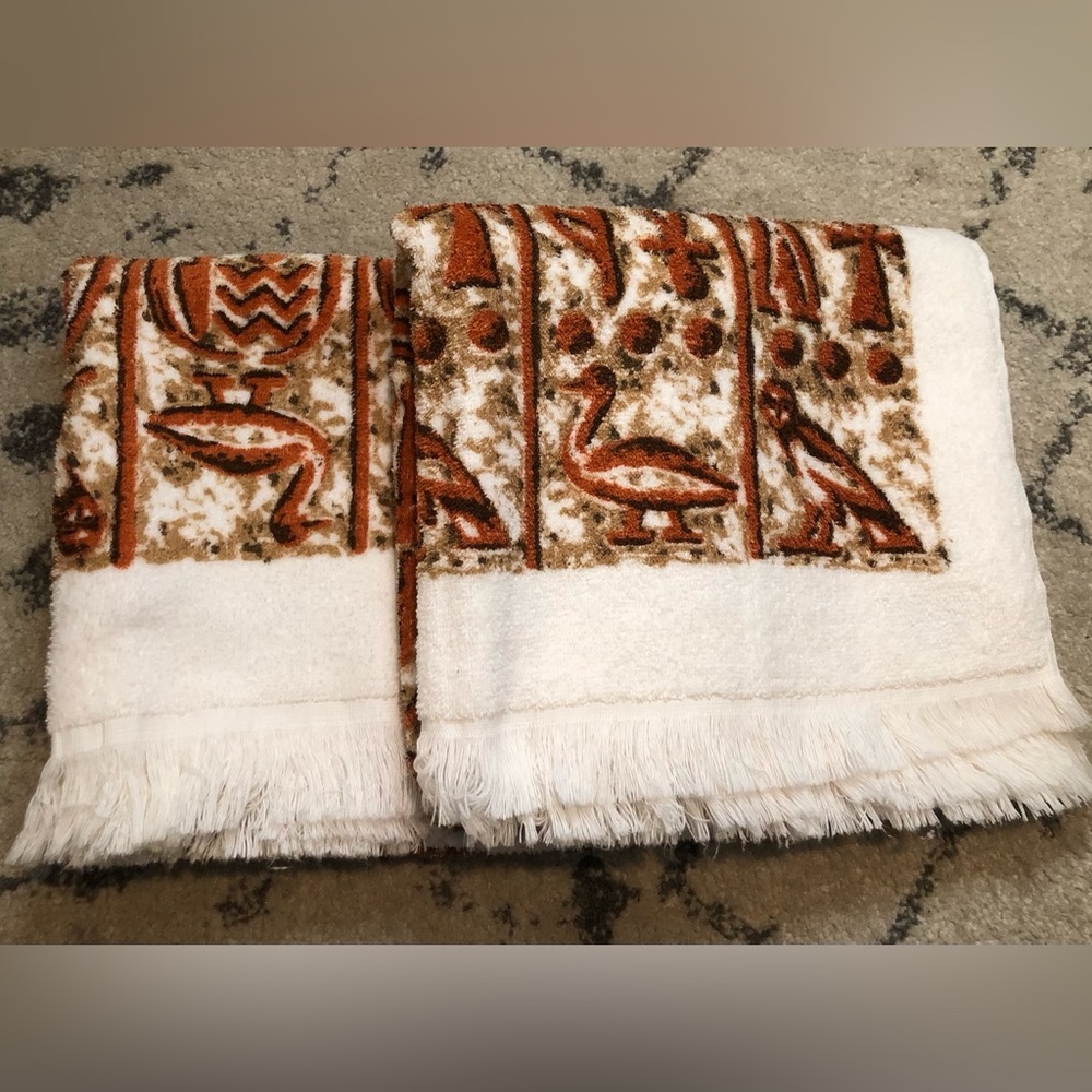 Vintage Lady Pepperel Egyptian Revival Bath Towel Set of Two